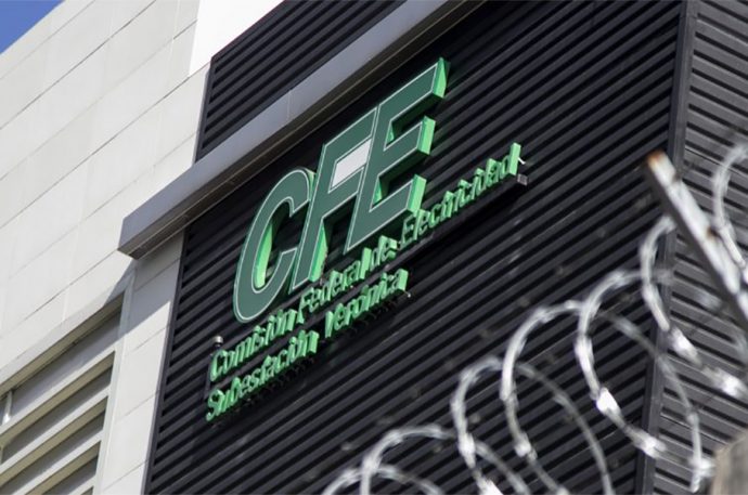 Cierran la vía federal en Ixhuatán, Oaxaca por protestas contra la CFE