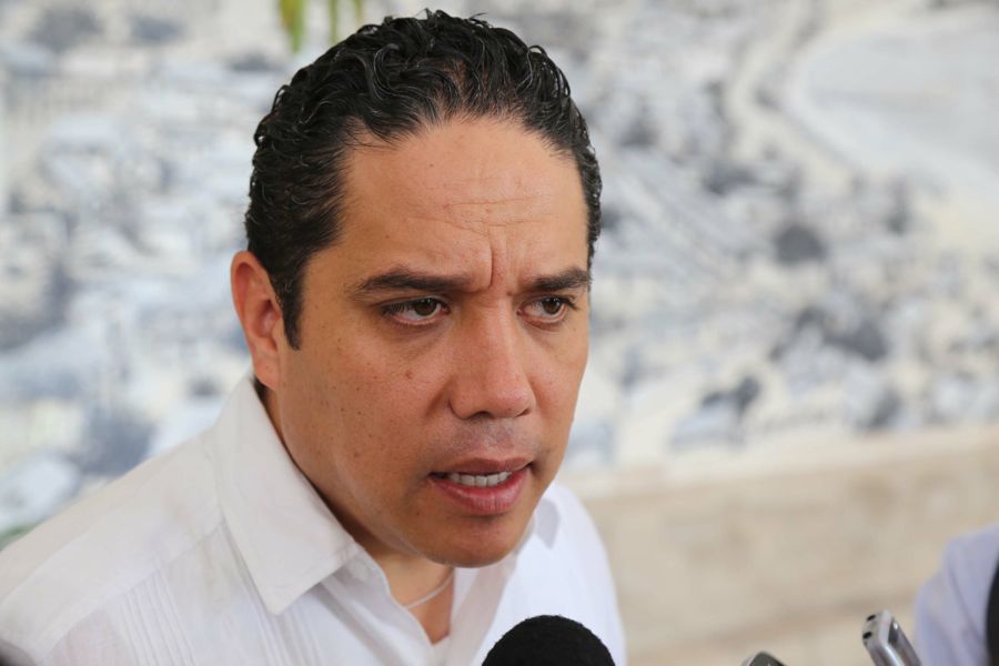 Desmiente la CFE a Evodio por adeudo