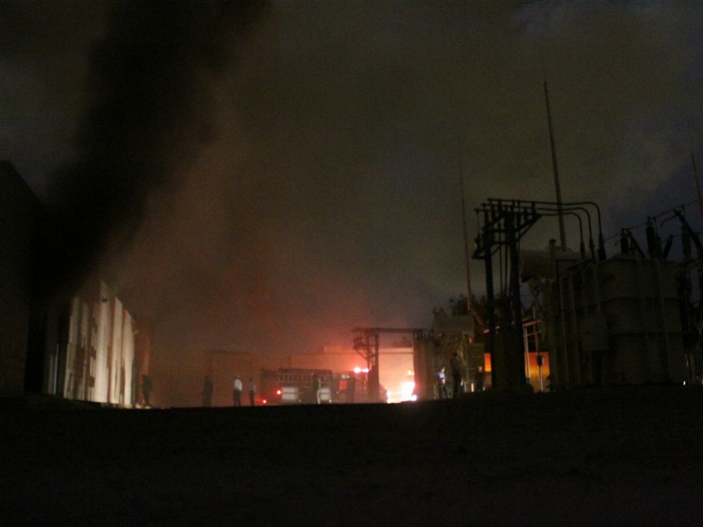 Explosión y también incendio en subestación de la CFE