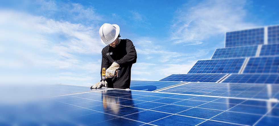 La CFE retira su amparo contra las compañías fotovoltaicas