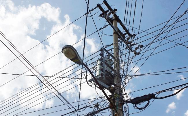 CFE no puede explicar incremento del setenta por ciento